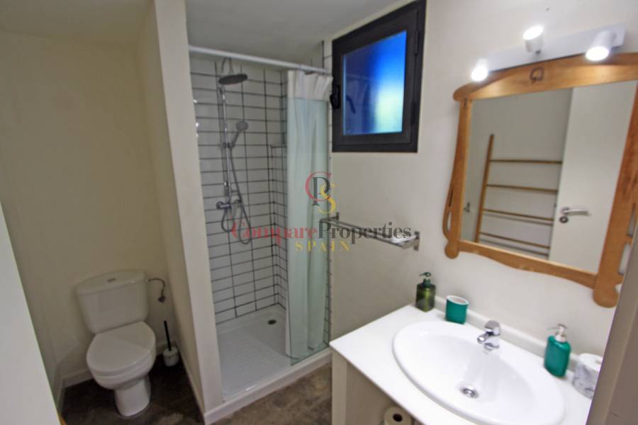 Sale - Villa - Orba Valley - Casco urbano