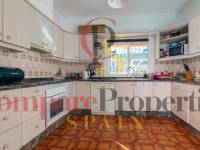 Venta - Villa - Albir