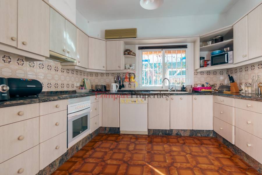 Venta - Villa - Albir