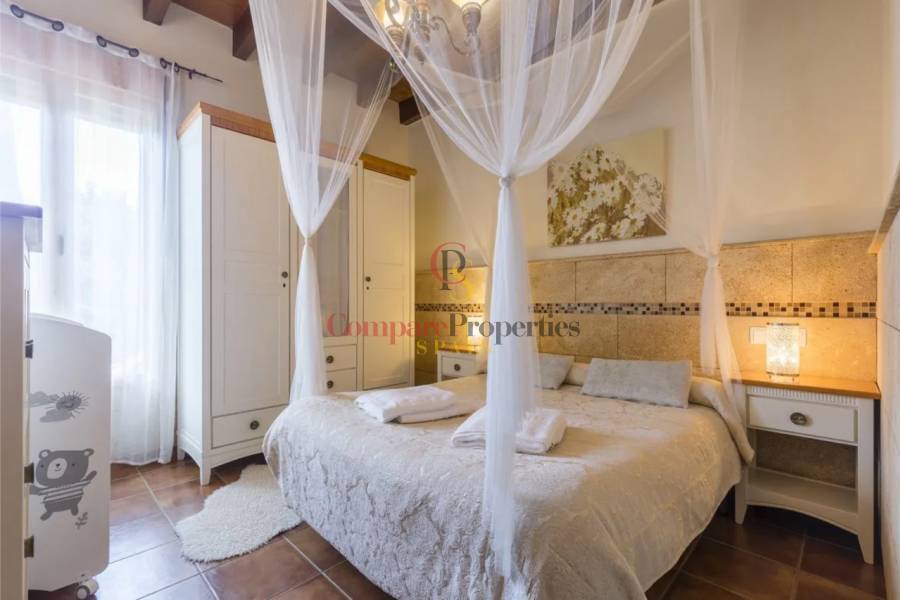 Verkoop - Villa - Jalon Valley - Jalon