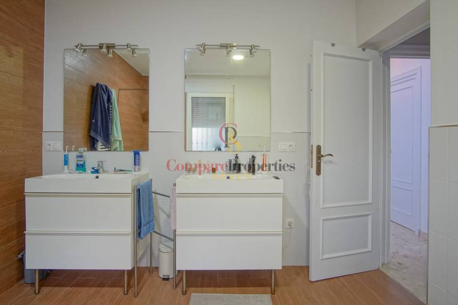 Venta - Villa - Dénia