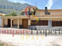 Sale - Villa - Dénia