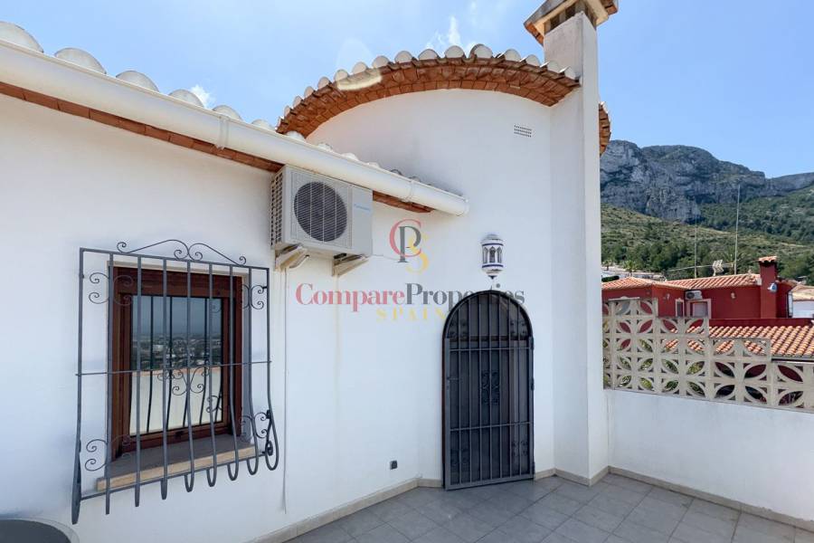 Sale - Villa - Dénia - Montgo