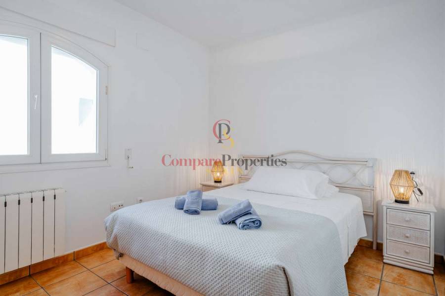 Sale - Townhouses - Calpe
