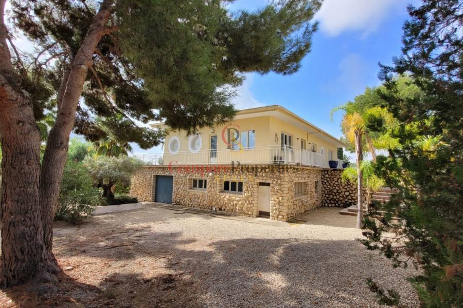 Sale - Villa - Alfaz Del Pi - Alfaz del Pi