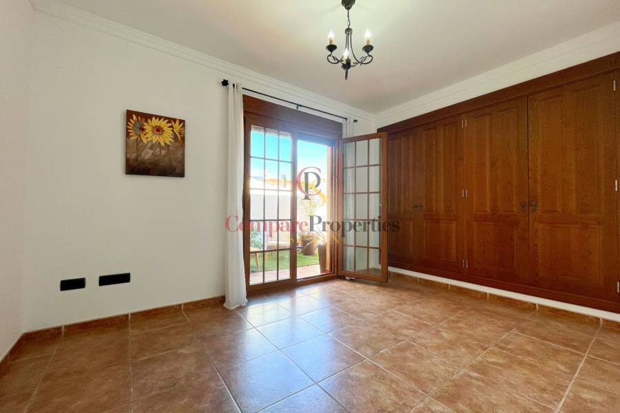 Venta - Villa - Piles