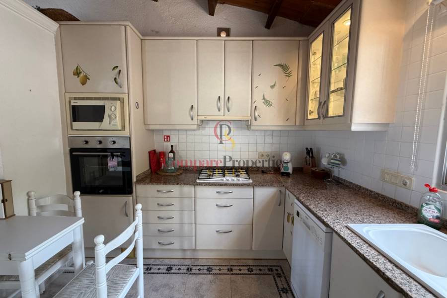 Sale - Villa - Dénia