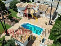 Sale - Villa - El Vergel - 
