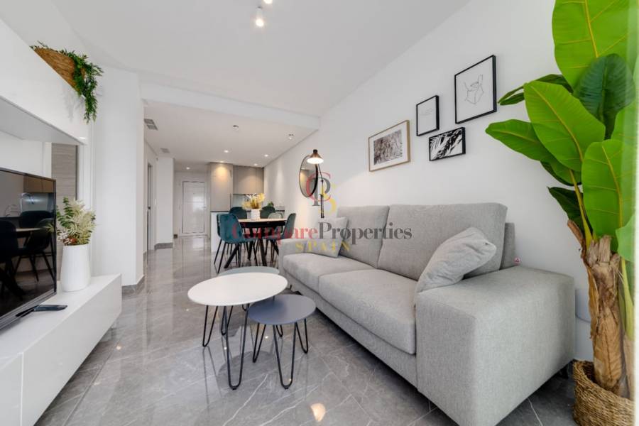 Sale - Apartment - Xeresa