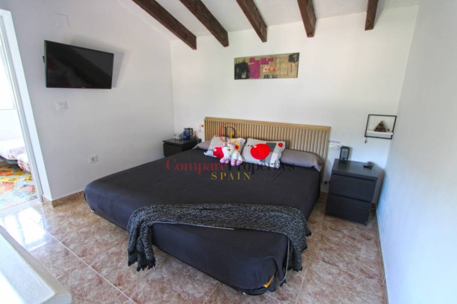 Sale - Villa - Orba Valley - Orba