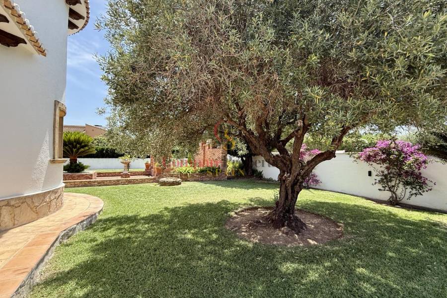 Sale - Villa - El Vergel - 