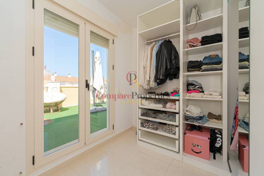 Sale - Apartment - Dénia - 