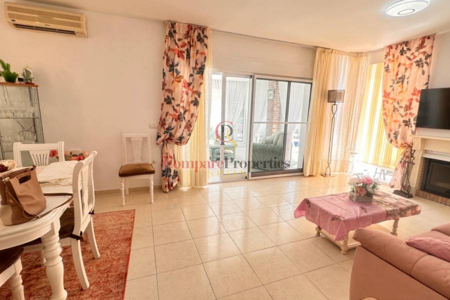Sale - Villa - Dénia - Montgo