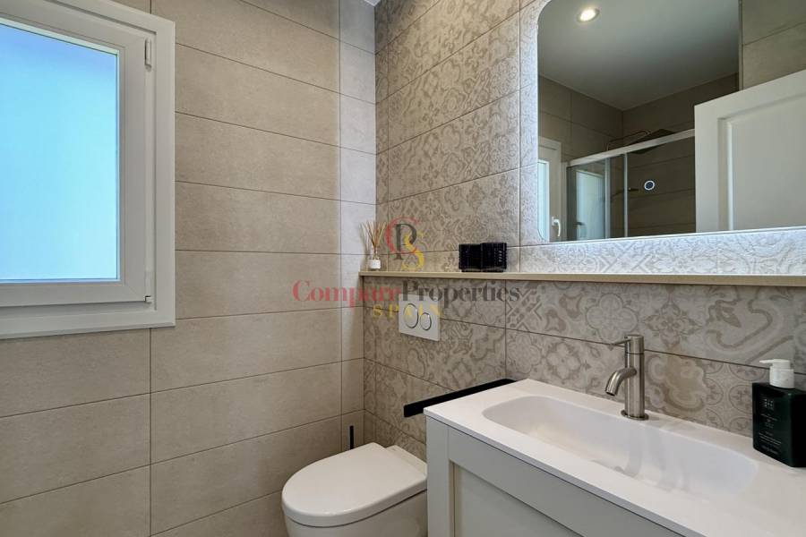 Sale - Villa - El Vergel - 