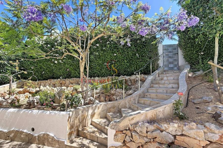 Sale - Villa -  - Kalmias