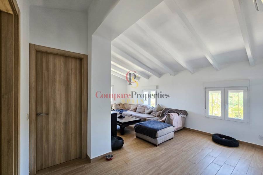 Sale - Villa - La Nucia