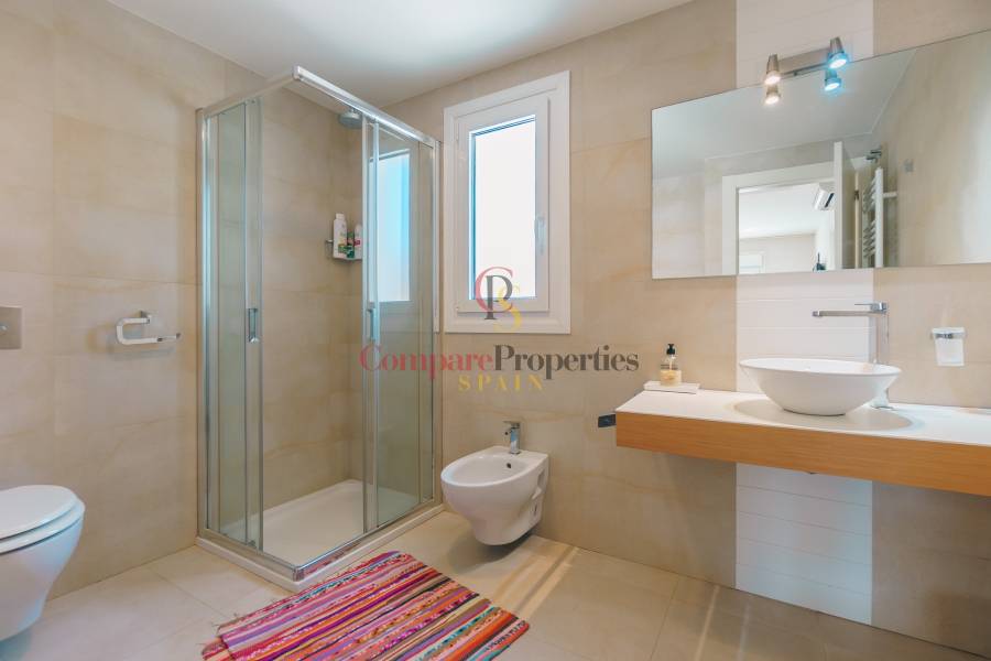 Venta - Villa - Albir