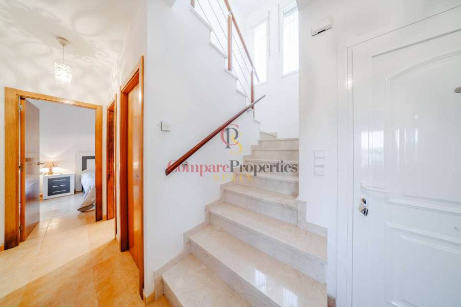 Sale - Townhouses - Calpe