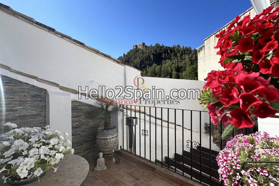 Sale - Townhouses - Forna