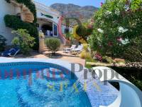 Sale - Villa - Dénia - Montgo