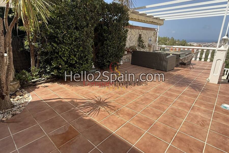 Sale - Villa - Dénia