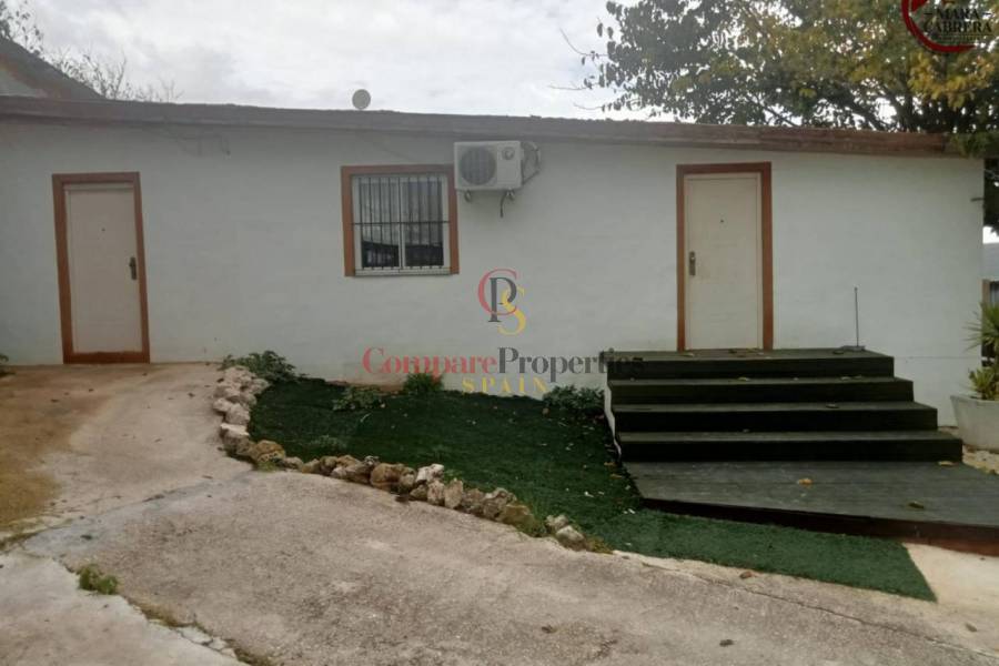Sale - Apartment - Llutxent