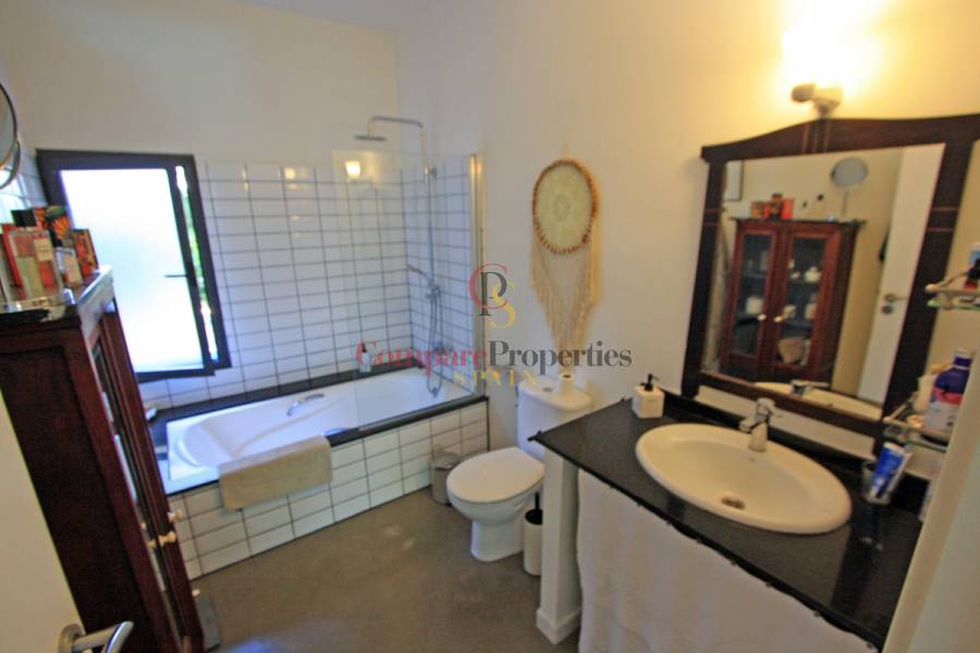 Sale - Villa - Orba Valley - Casco urbano