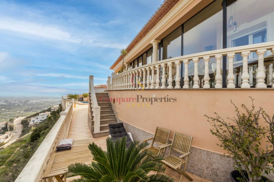 Venta - Villa - Dénia