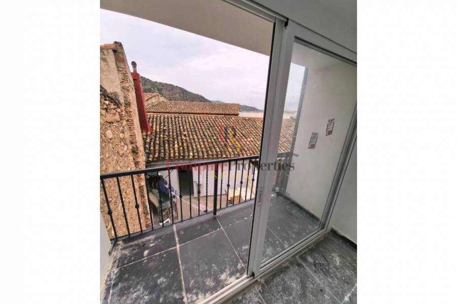 Sale - Apartment - Ador - 