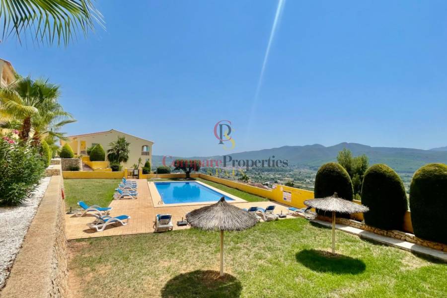 Sale - Townhouses - Jalon Valley - Urbanización