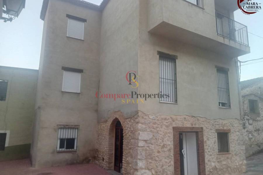 Sale - Apartment - Ador - 