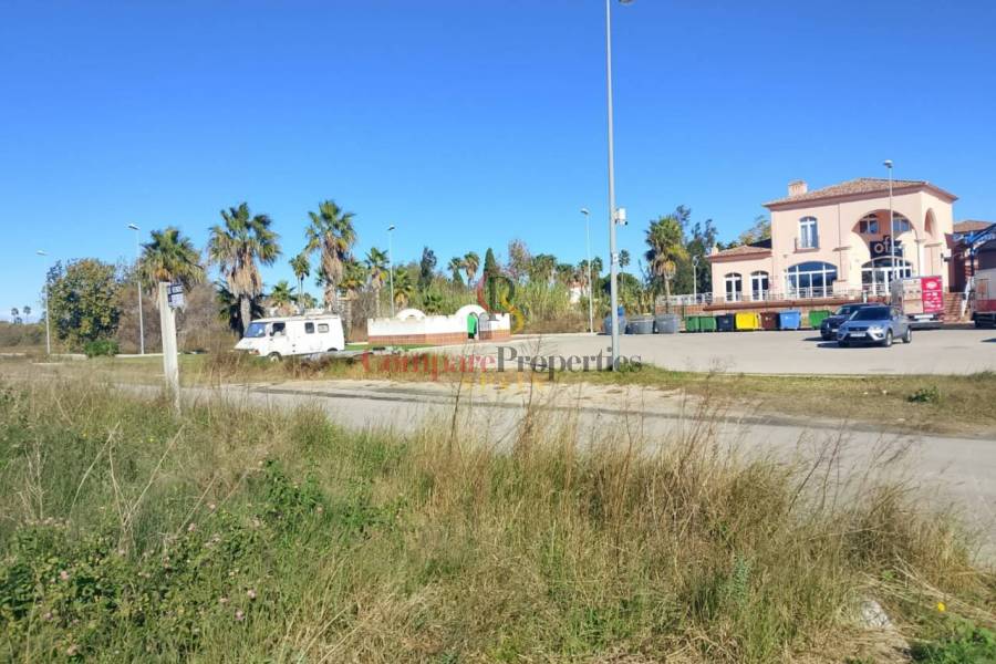 Sale - Apartment - Oliva - 