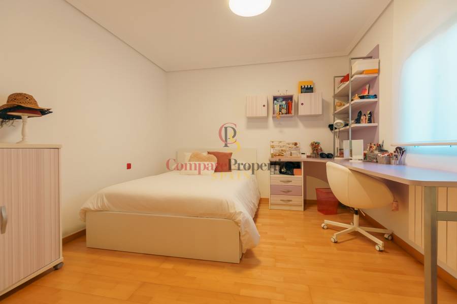 Venta - Villa - Benidorm