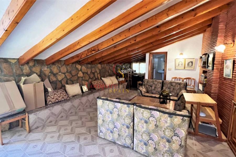 Sale - Villa - Dénia