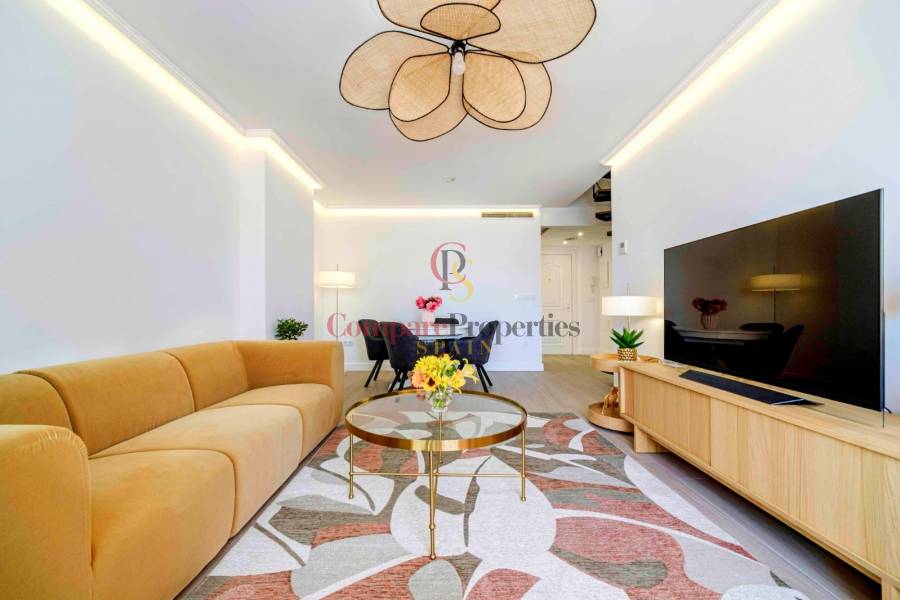 Vente - Duplex and Penthouses - Jávea