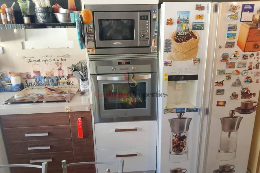 Sale - Apartment - Oliva - 