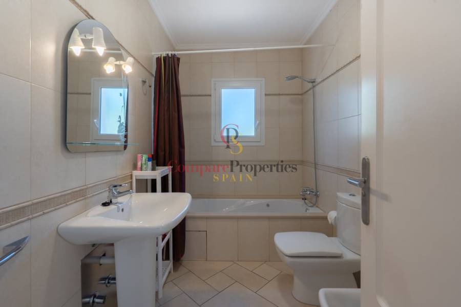 Venta - Villa - Jávea