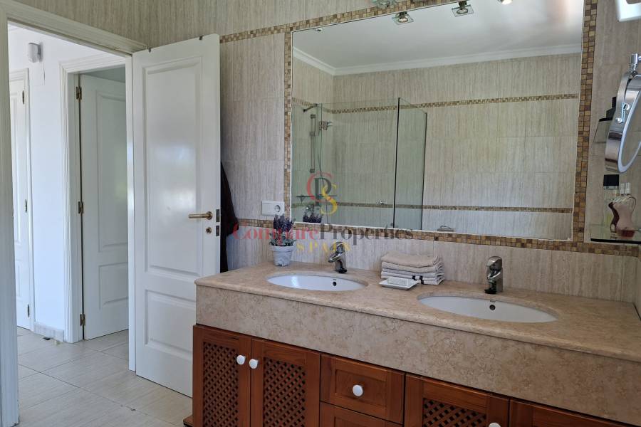 Venta - Villa - Dénia - 