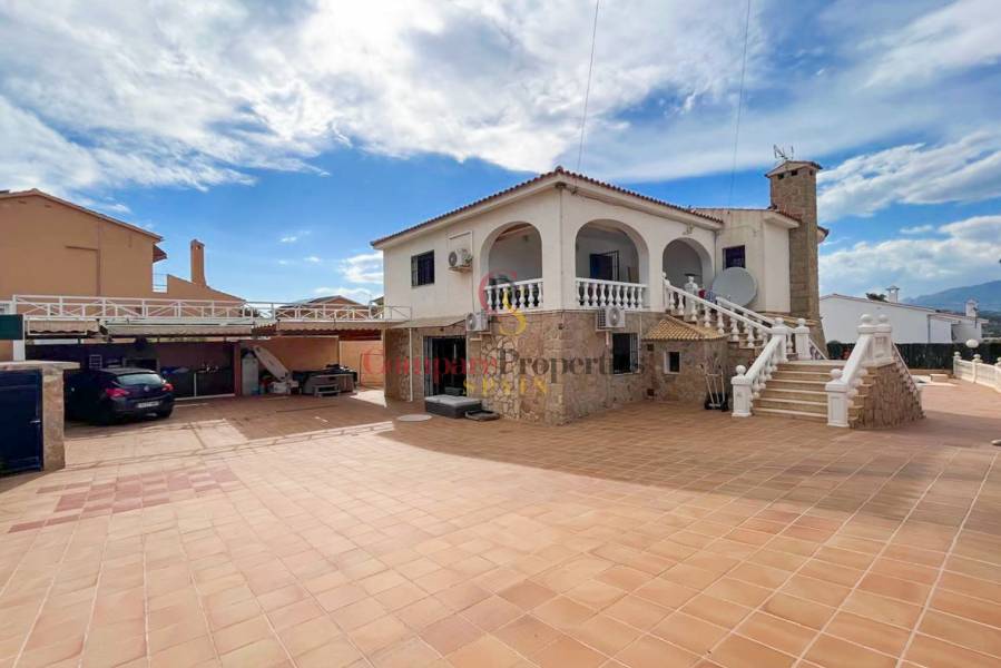 Venta - Villa - Albir