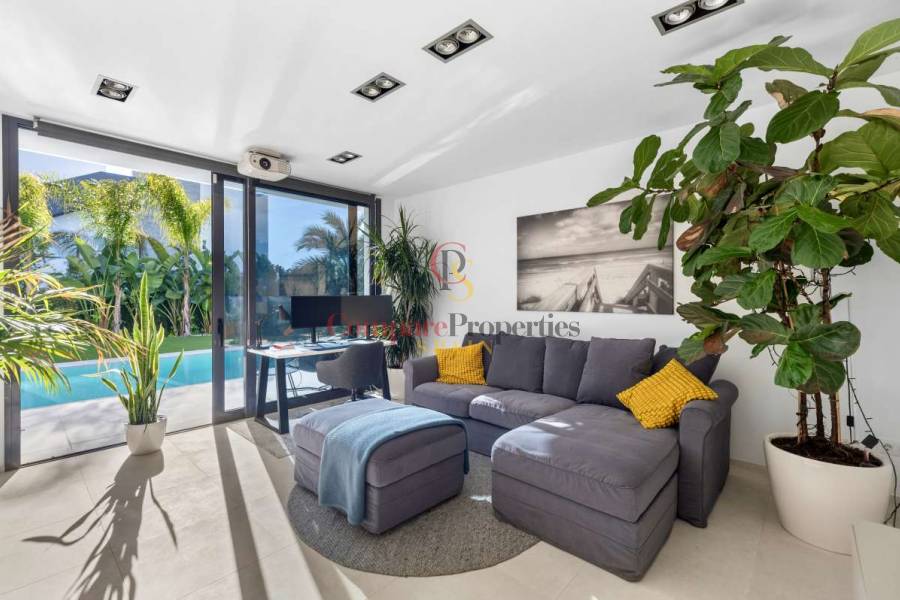 Sale - Villa - Calpe