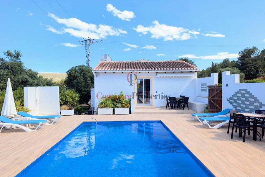 Verkauf - Villa - Jávea - La Lluca