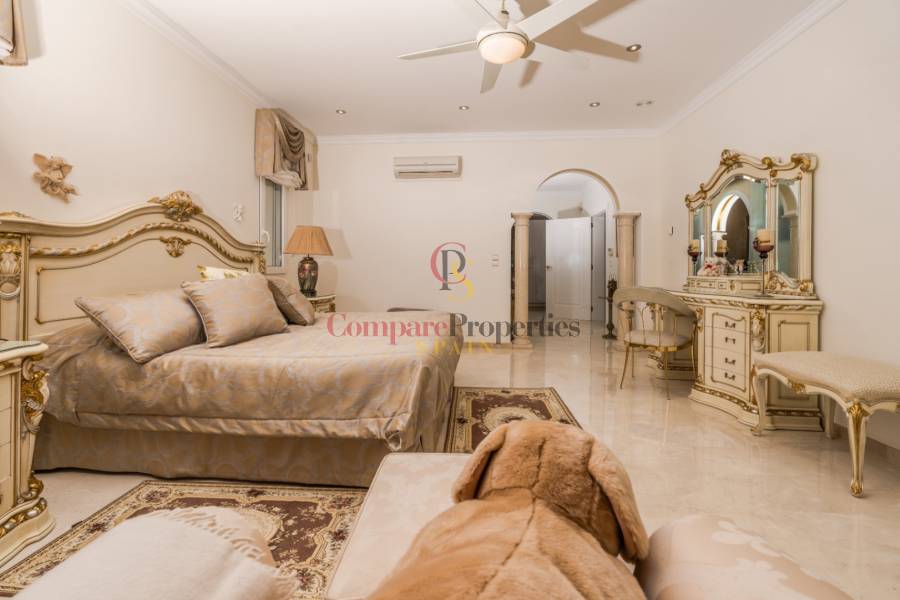 Venta - Villa - Dénia