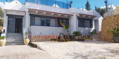 Villa - Sale - La Nucia - La Nucia