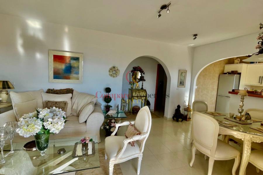 Sale - Villa - Jalon Valley - Valley / Urbanización