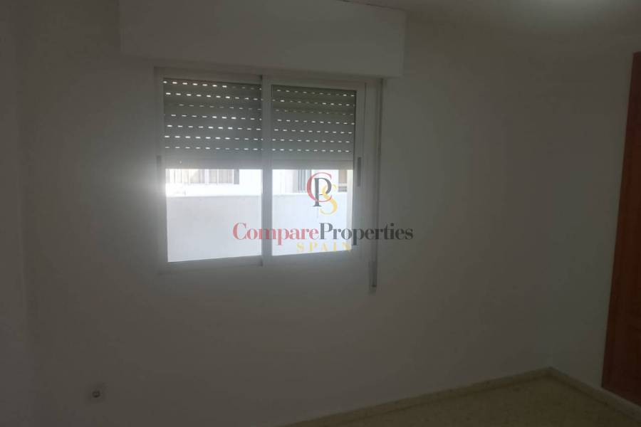 Sale - Apartment - Oliva - 