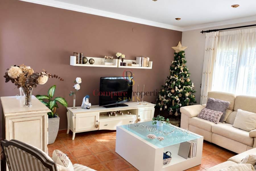 Verkoop - Villa - Orba Valley - Orba