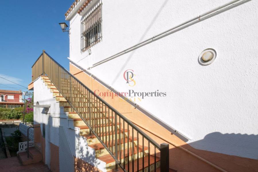 Sale - Villa - Dénia