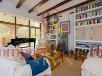 Sale - Villa - Jalon Valley - Campo
