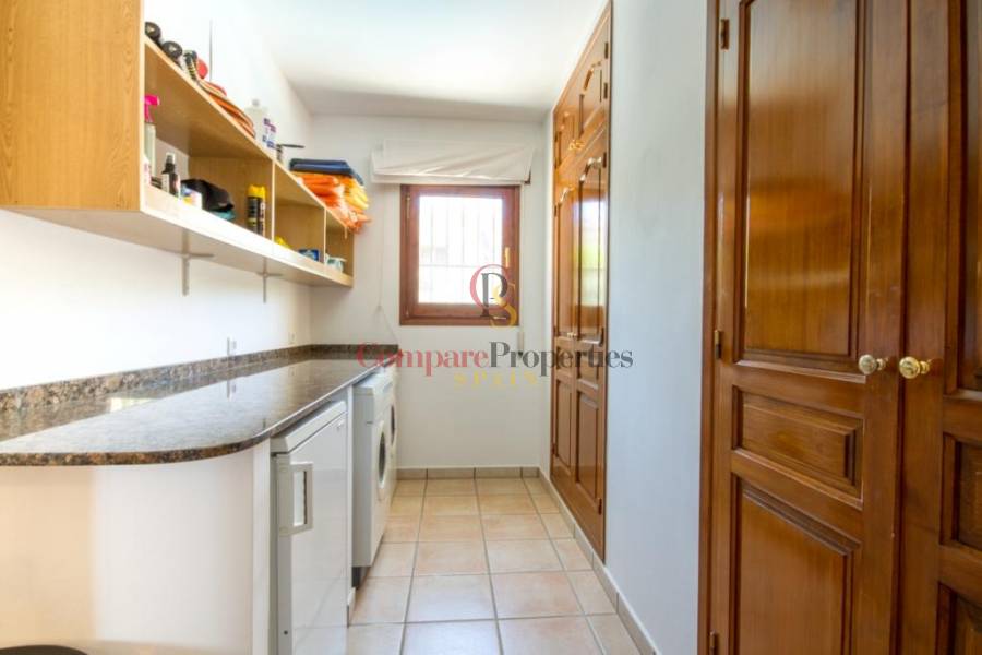 Verkoop - Villa - Orba Valley - Orba