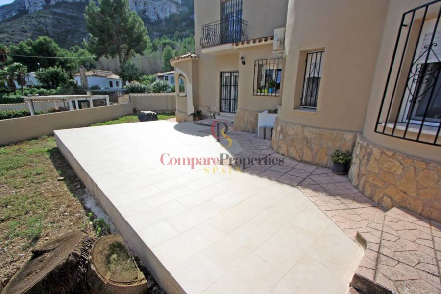 Sale - Villa - Dénia - Montgo